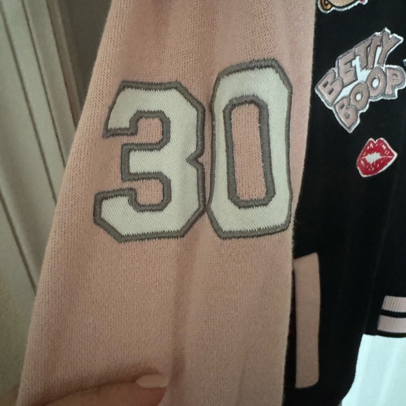 Universal studios Betty Boop varsity jacket size women’s large - Picture 4 of 8